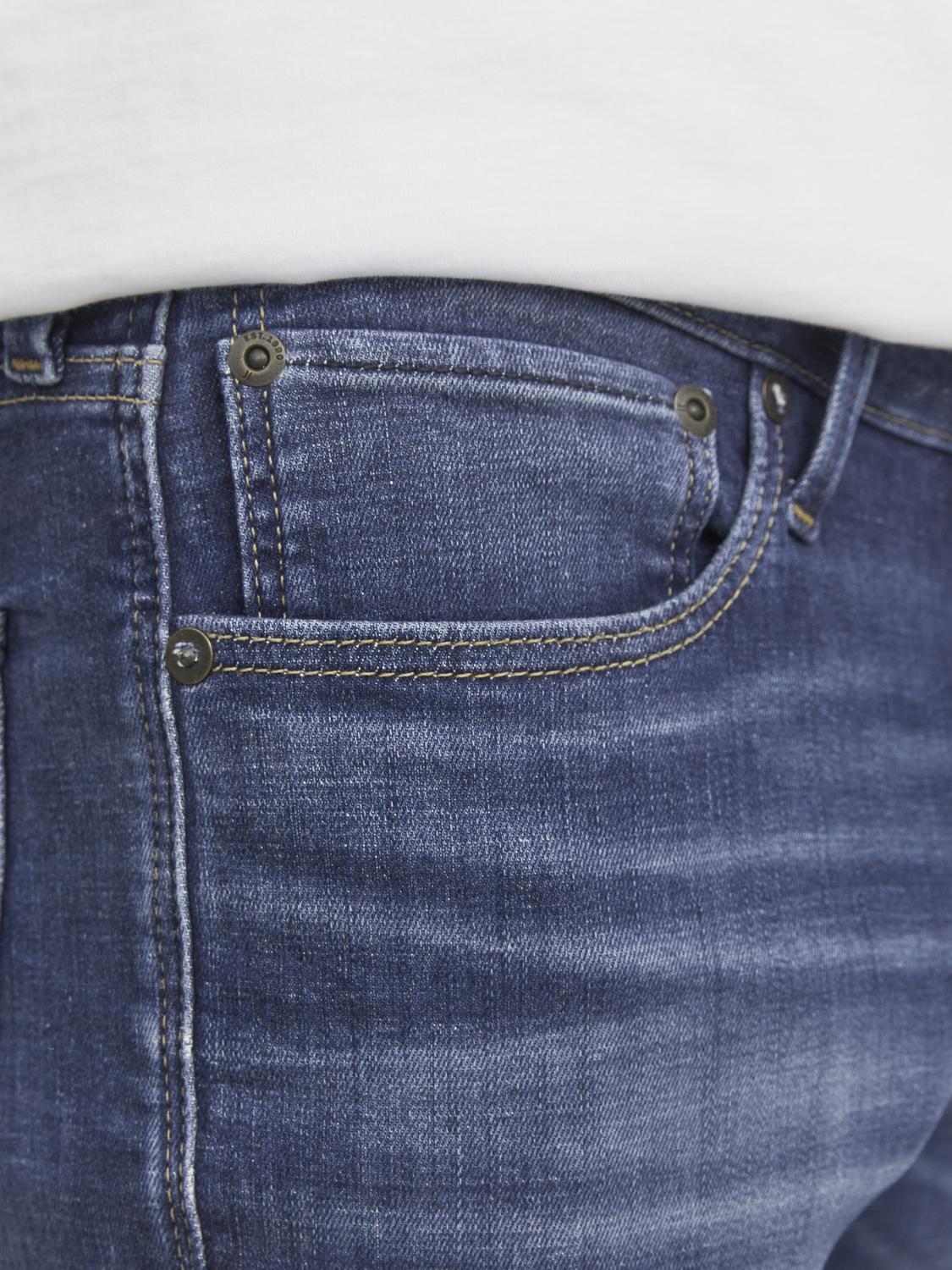 model_shot-detail